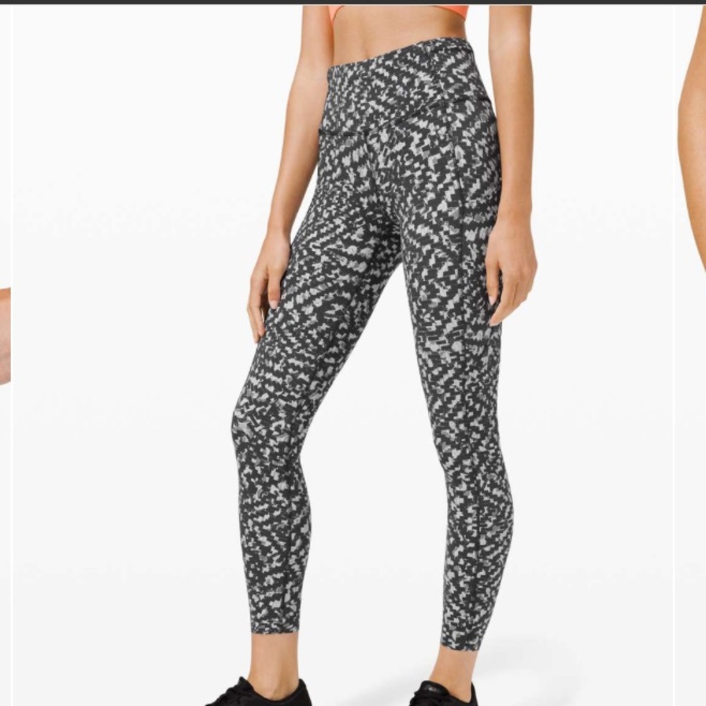 NWT Lululemon Fast and Free Tight II 25" *Non-Reflective Nulux